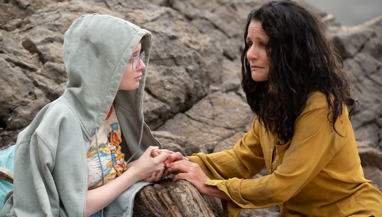 Tuesday Van Leaden Roding Recensie van